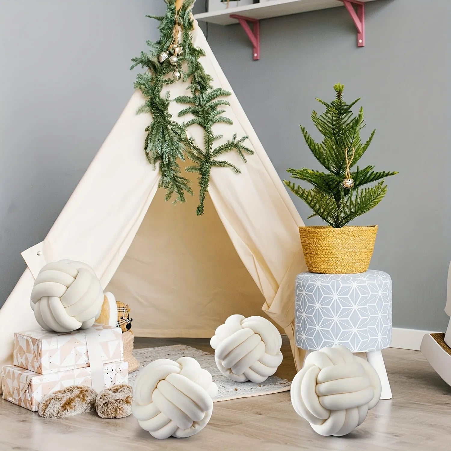 Monkey Paw Knot Cushion