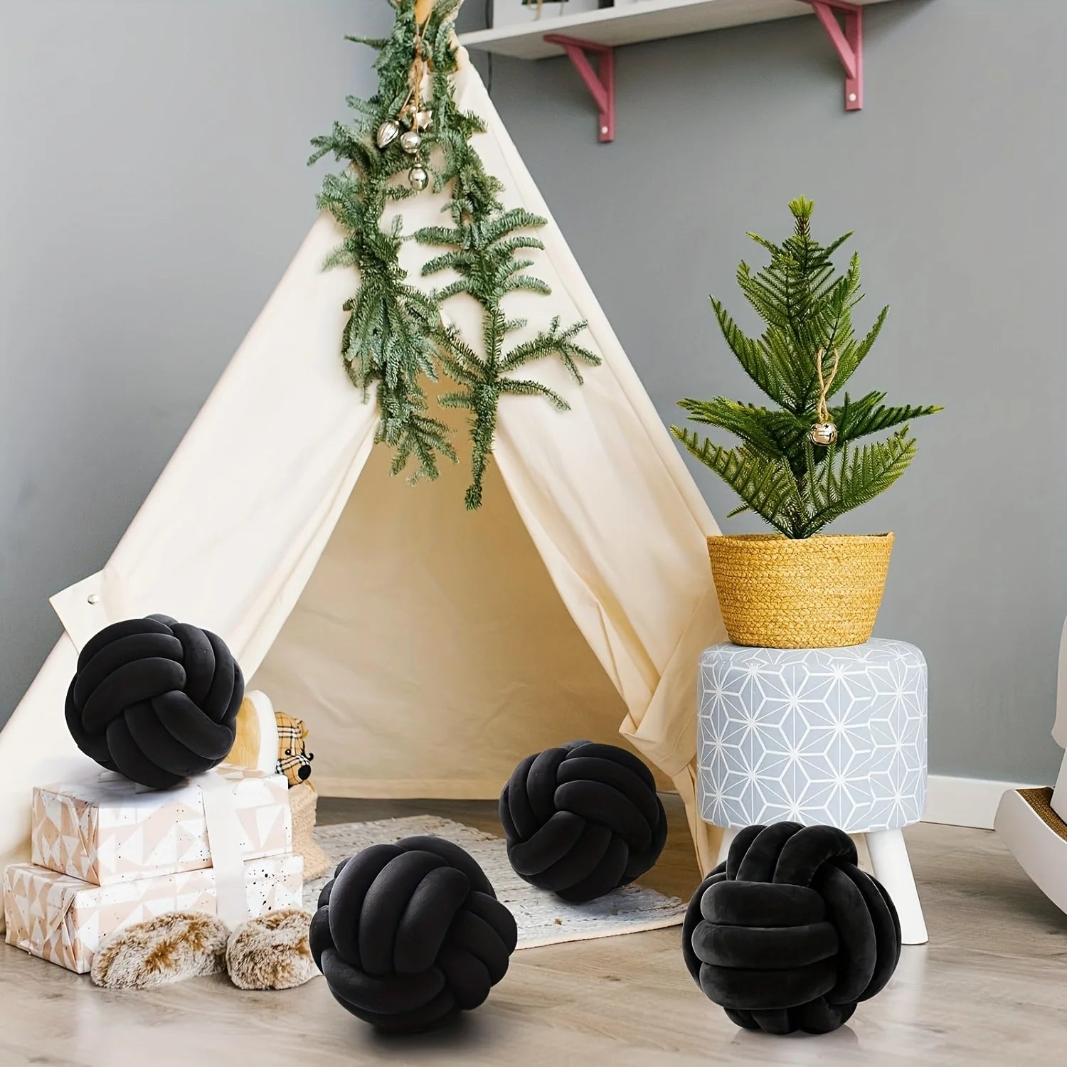 Monkey Paw Knot Cushion