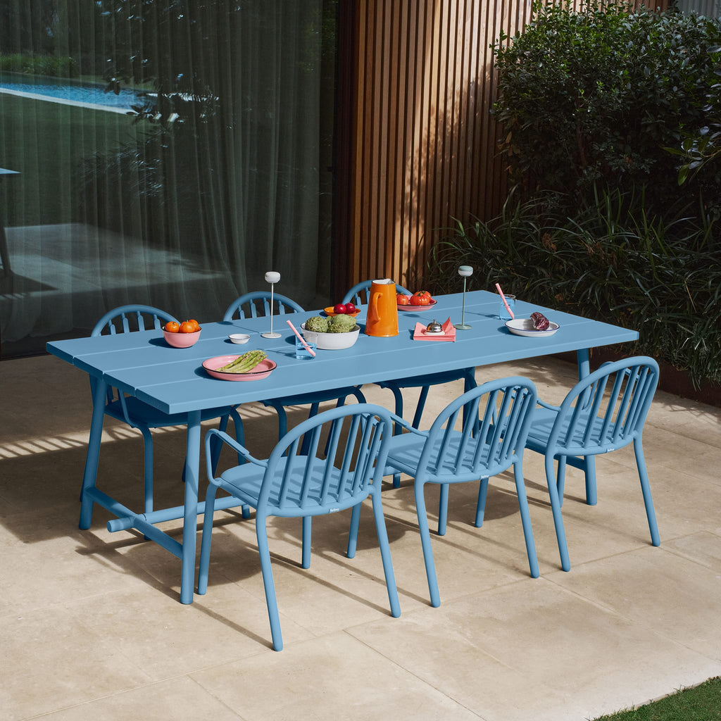 Fred's Table 6 to 8-places