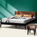 Base de cama y juego de mesitas de noche de madera maciza Acacia Callisto para un dormitorio elegante