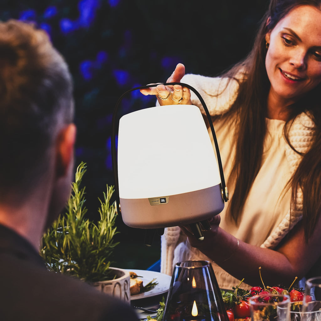 Lite-up Play Mini sound by JBL