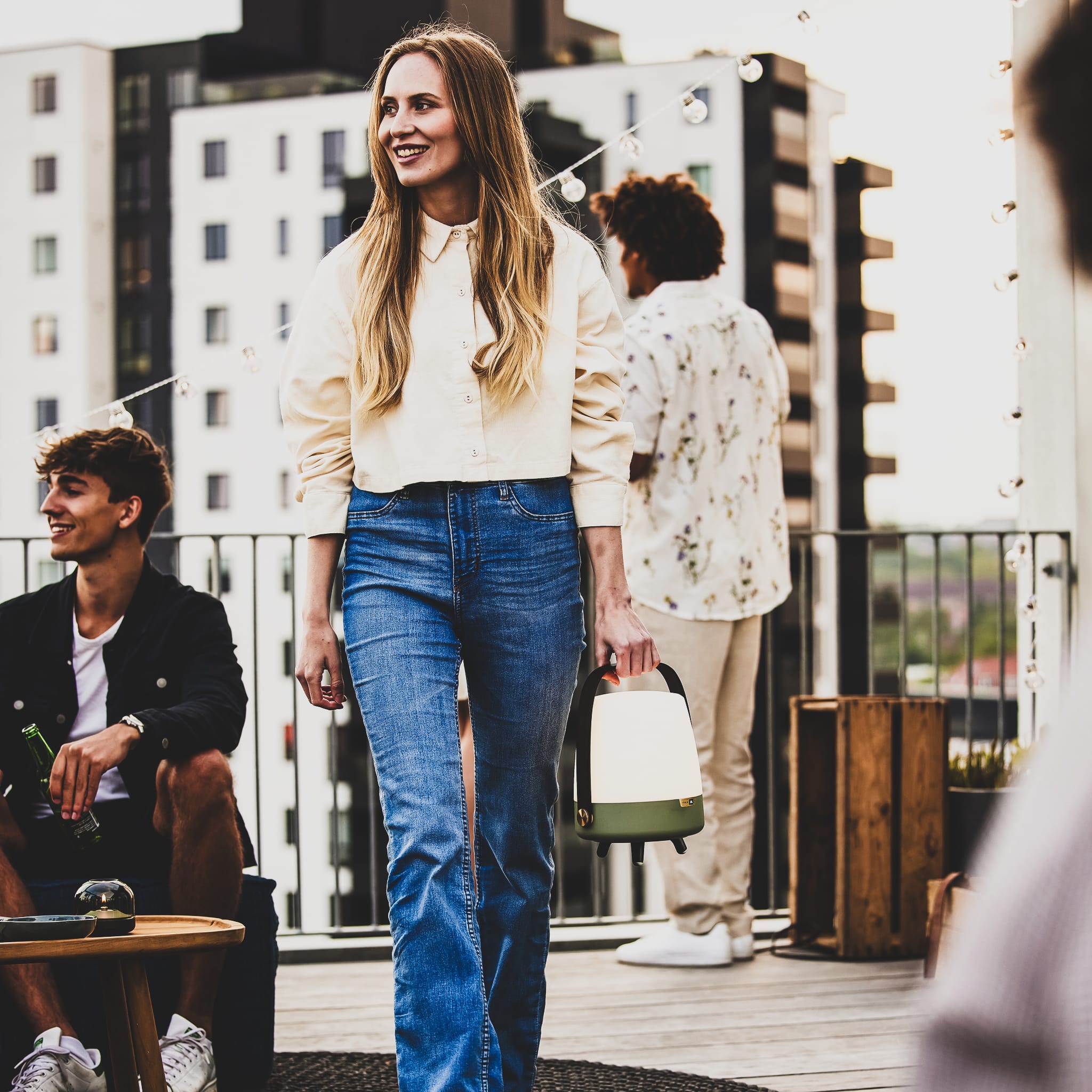 Lite-up Play Mini sound by JBL