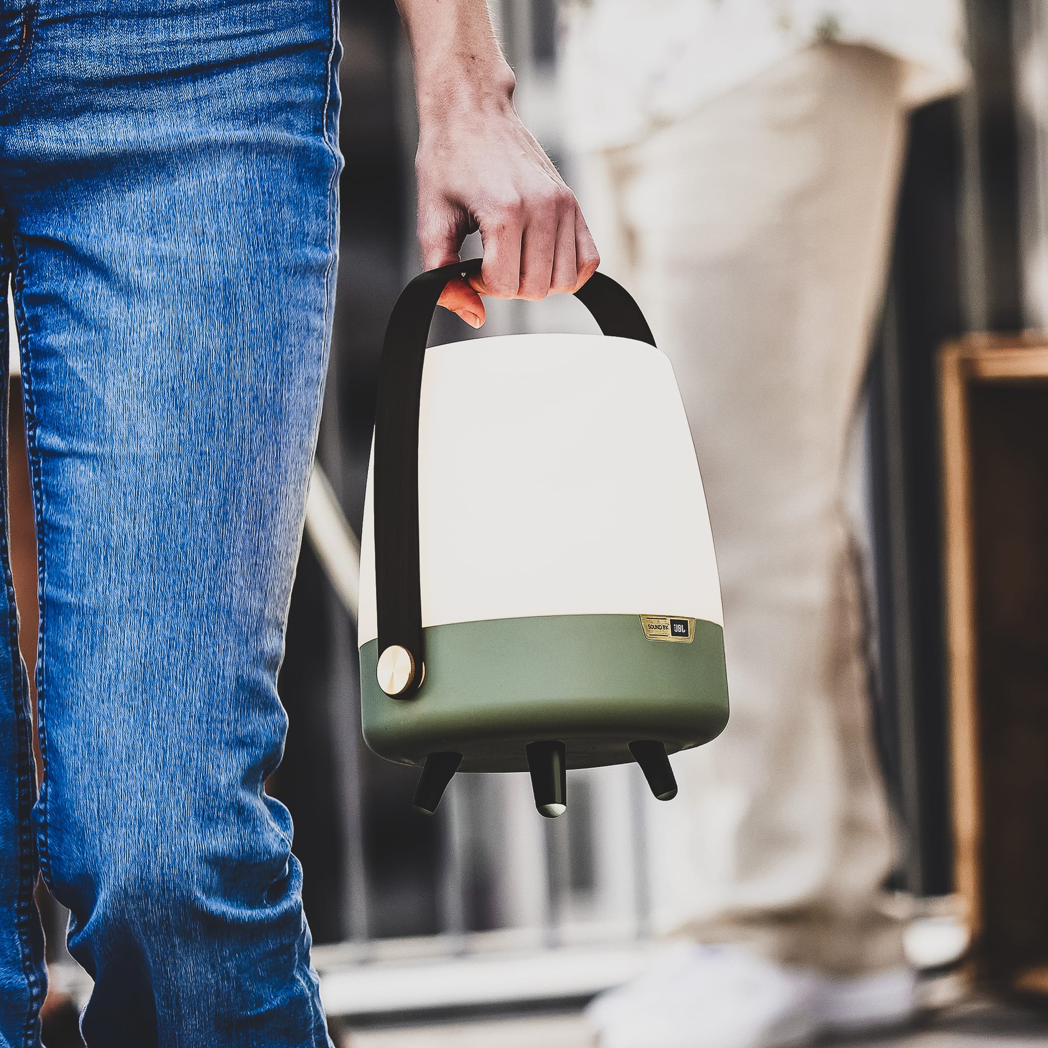 Lite-up Play Mini sound by JBL