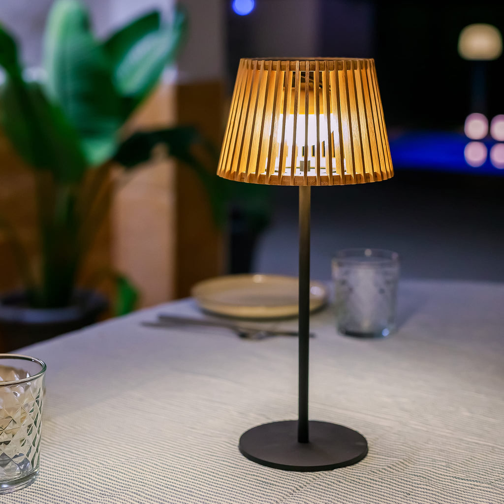 Okinawa Solar-charged Table Lamp