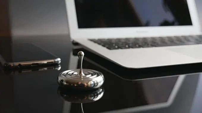 Droplet Spinner with Base