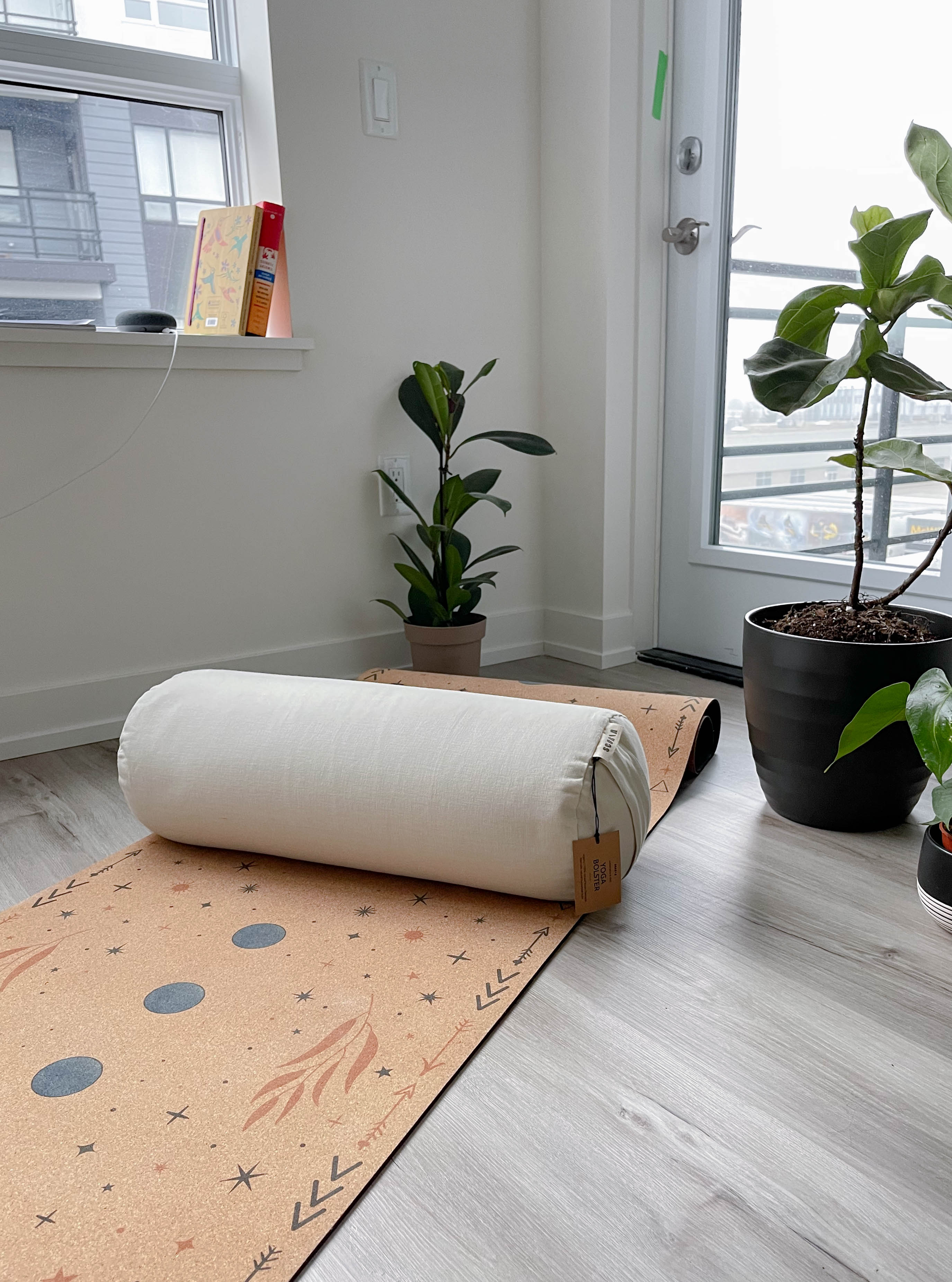 Round Yoga Bolster | Natural & Organic | Ivory White