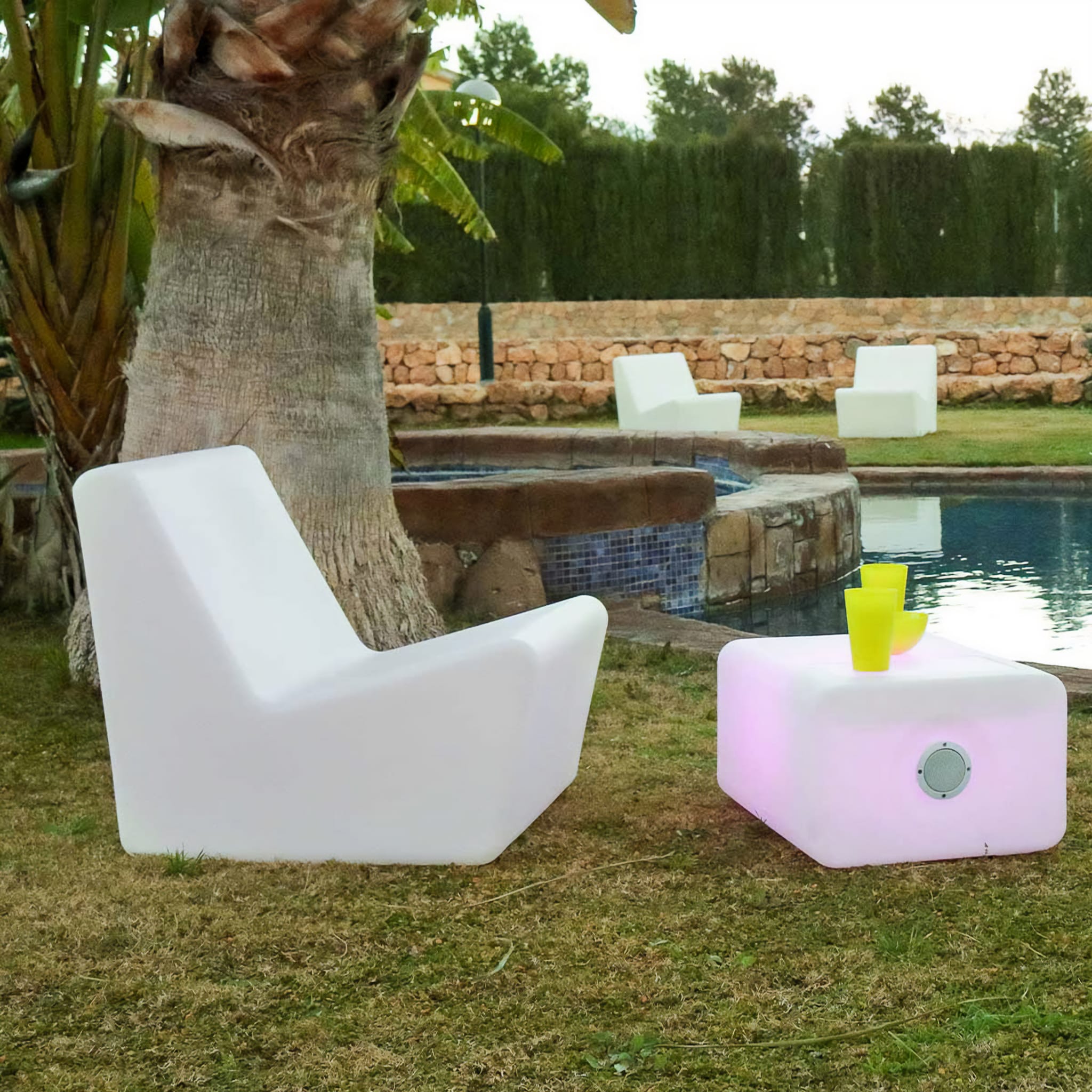 Tarida Sit Indoor & Outdoor Chair