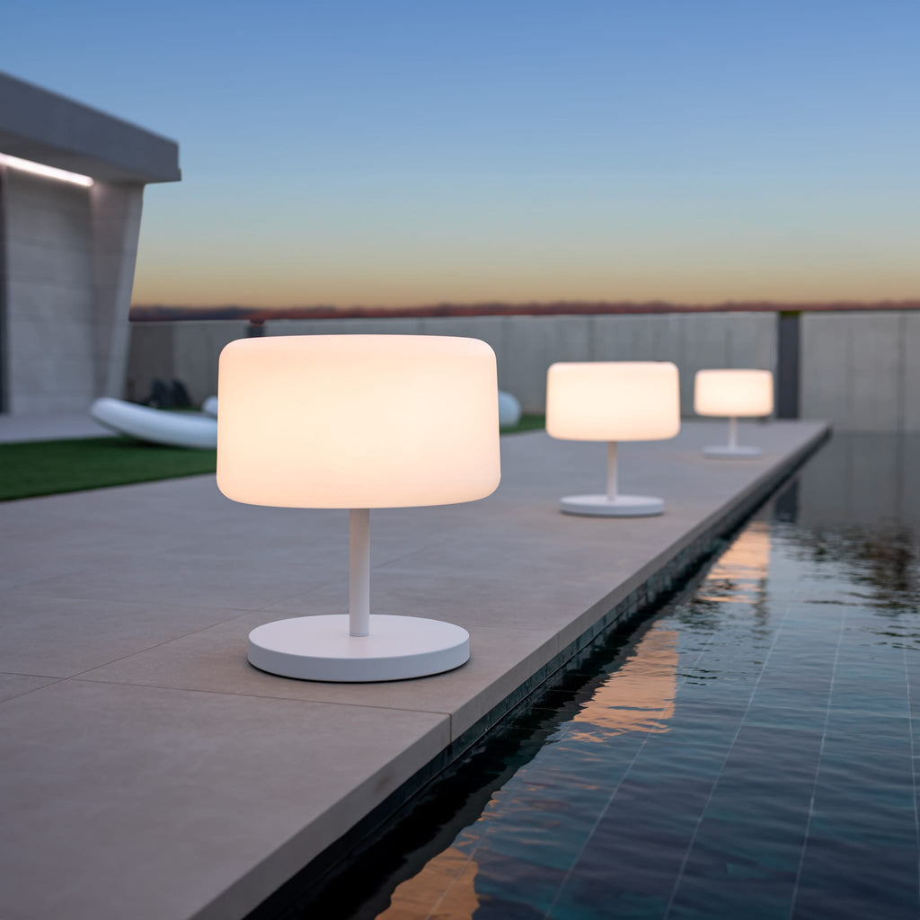 Chloe (adjustable height)