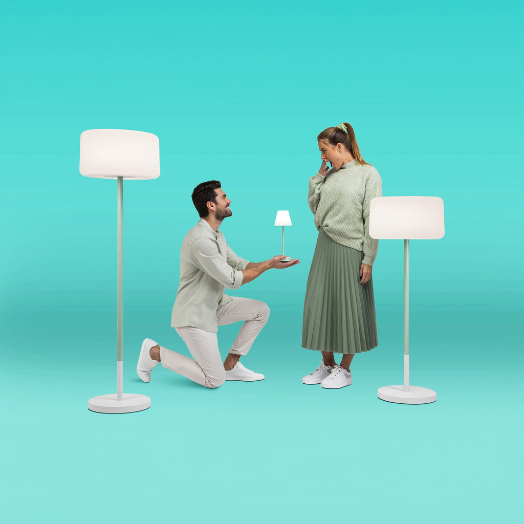 Chloe (adjustable height)