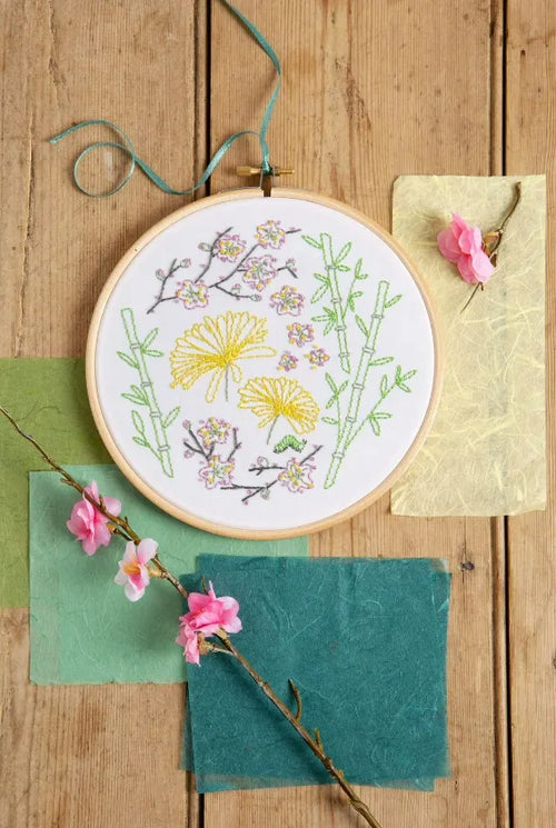 Hawthorn Handmade - Kit de bordado jardín japonés