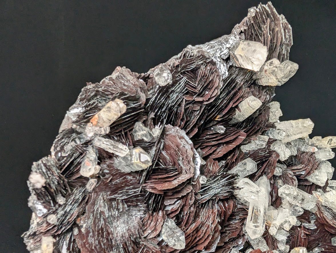 Museum-Grade Magnetic Iron Rose Hematite with Quartz – Jinlong Hill, Guangdong, China