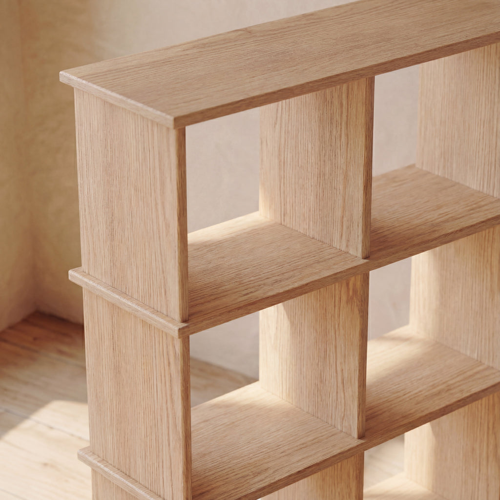 Cube bookshelf in white oak